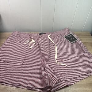 Riveted by Lee Shorts Womens size 18M Red Striped New With Tags LL